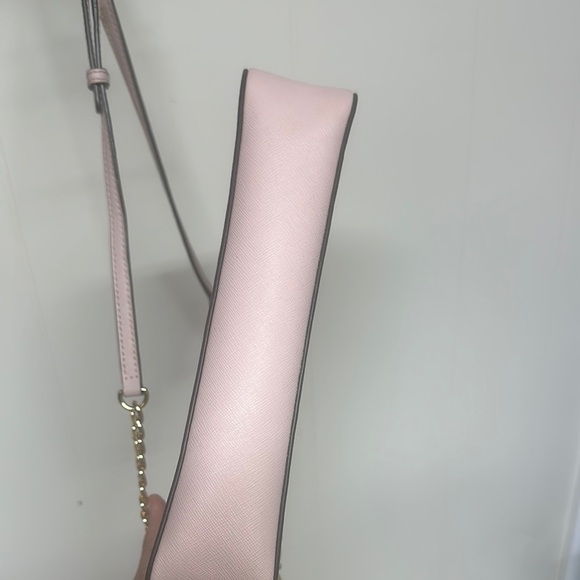 Michael Kors Pink Crossbody Bag with Structured Design - Picture 6 of 16